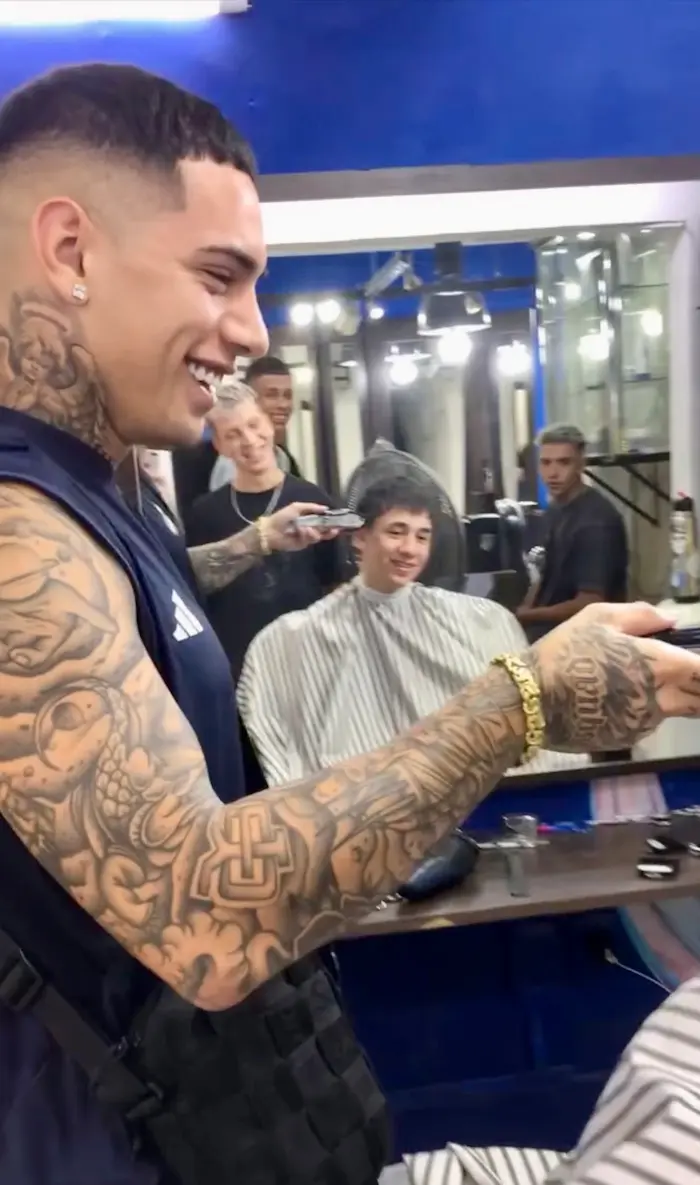 Ecko, Cantante — Grandes Talentos Barbería Mendoza